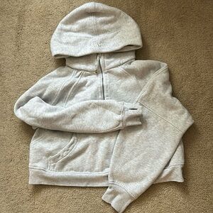 Lululemon scuba M/L